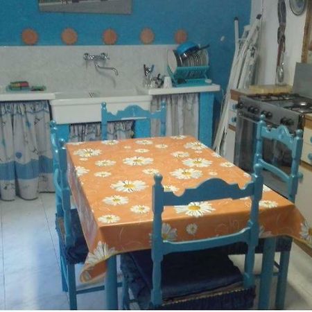 Bed and Breakfast Labarchettaok Кастельнуово-ді-Гарфаньяна Екстер'єр фото